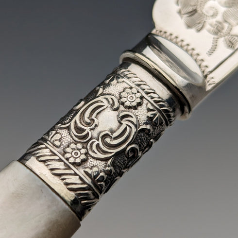 Circa 1900 British antique white mother-of-pearl handle dessert cutlery set of 6 pairs in wooden box